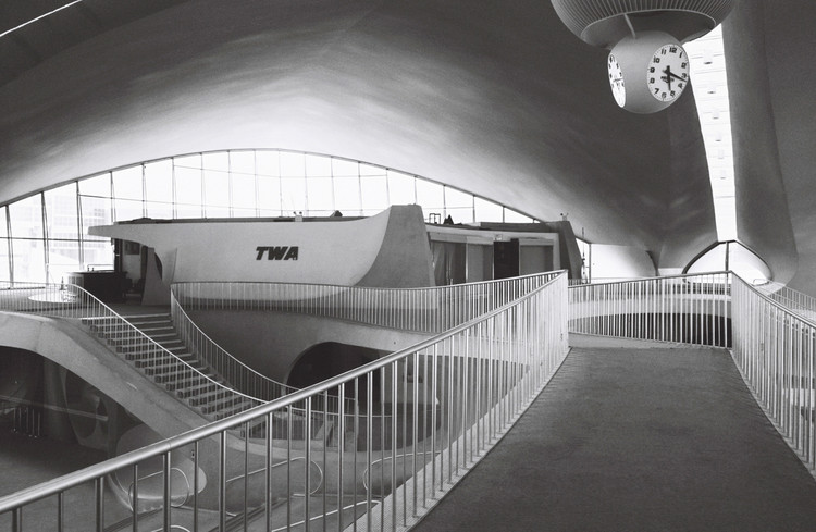环球航空航站楼 | Eero Saarinen 的飞行动感设计-38