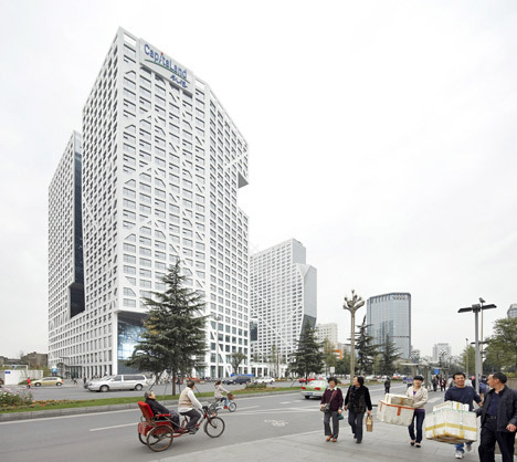 Sliced Porosity Block by Steven Holl Architects-32
