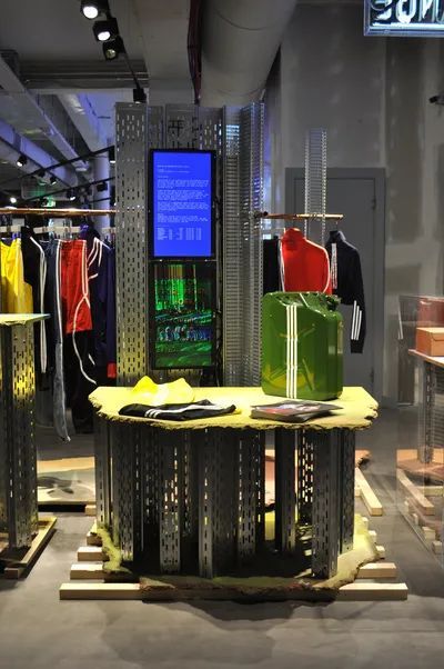 阿迪达斯 ADIDAS 哥本哈根旗舰店丨丹麦哥本哈根丨BILI DESIGN-18