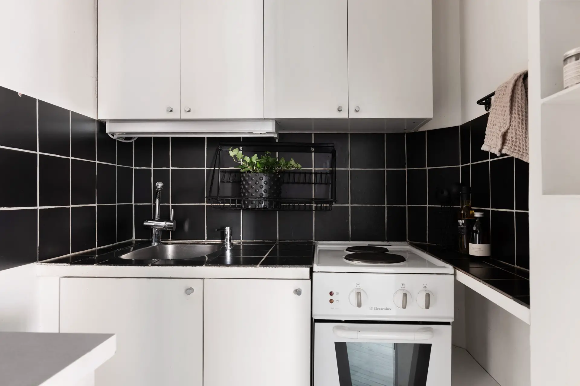 旧建筑中的现代智慧——36 平米巧妙设计公寓-12