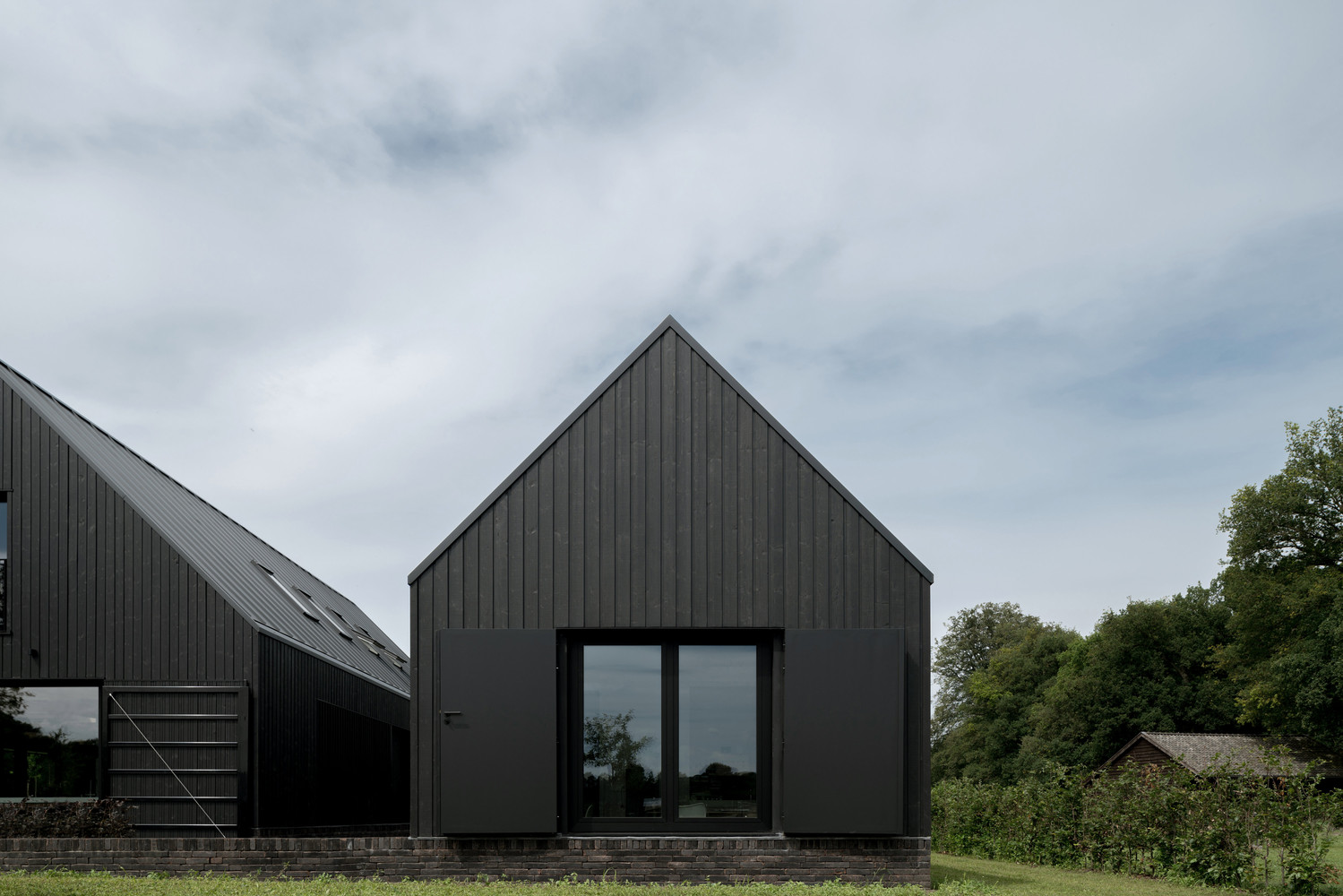 荷兰现代农庄中的两套住宅与工作室-65