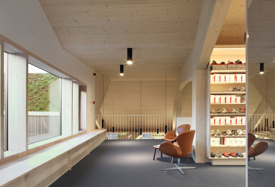 Pedico Shop / murmuur architecten + Robbrecht & Daem architecten-17