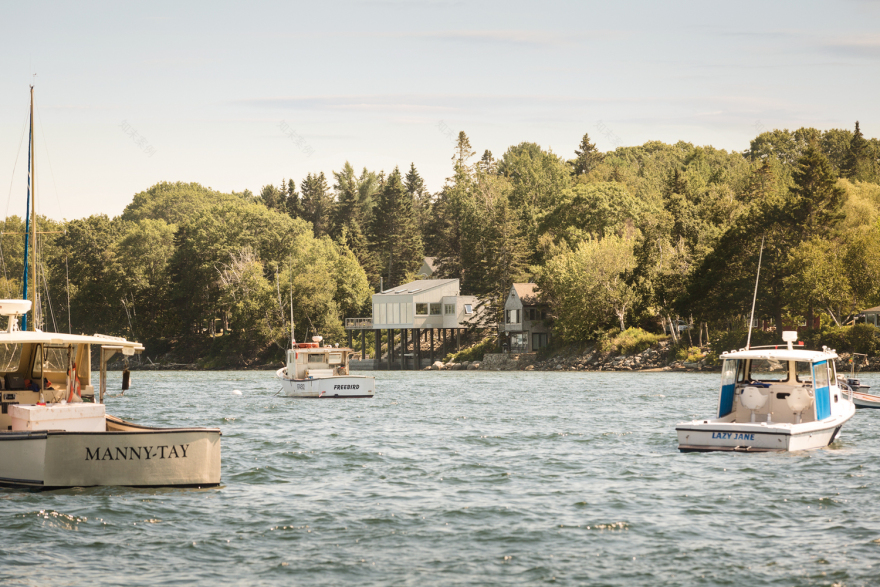 House over the Water Elliott + Elliott Architecture-47