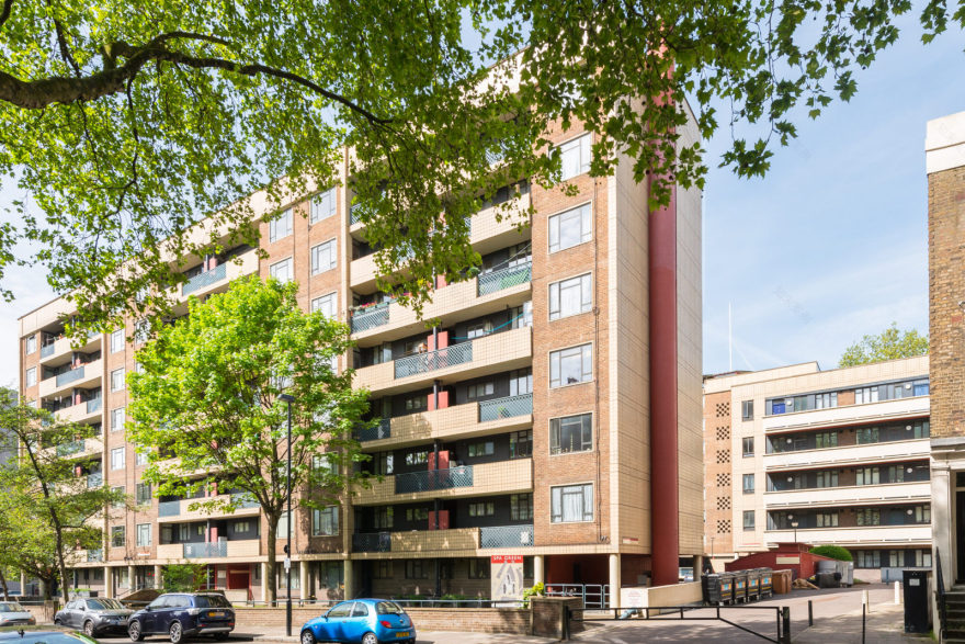 The top living spaces around the world, as chosen by our podcast guests | Journal | The Modern House-27