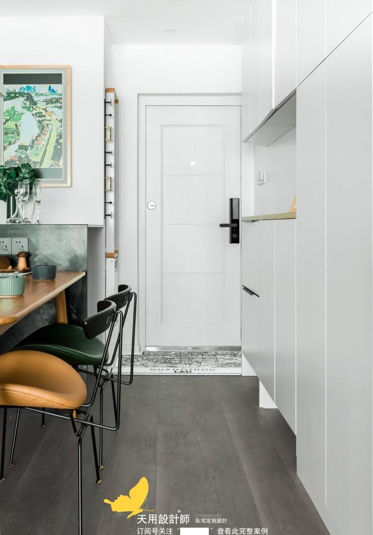 极简“去电视化”家居,打造舒适空间-5