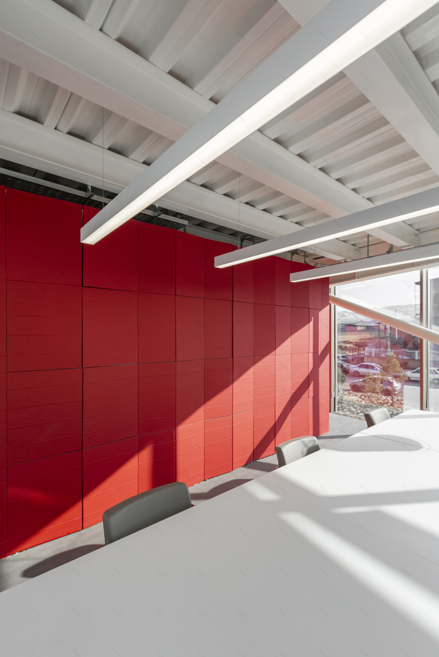 伊朗 Shamim 聚合物工厂丨Davood Boroojeni Office-47