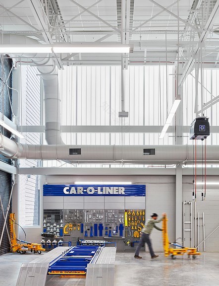 Gensler 打造北卡最大社区学院汽车卓越中心-5