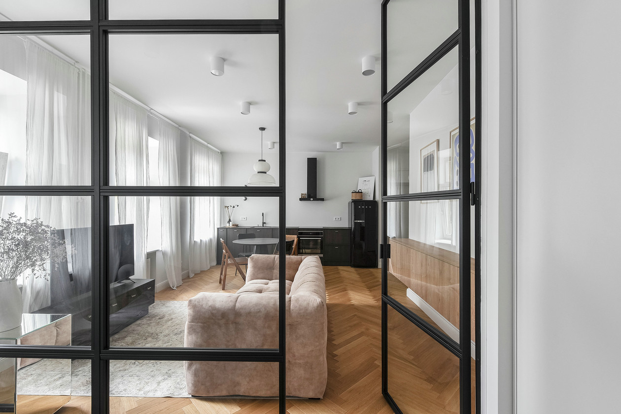 白色低调优雅公寓设计-9