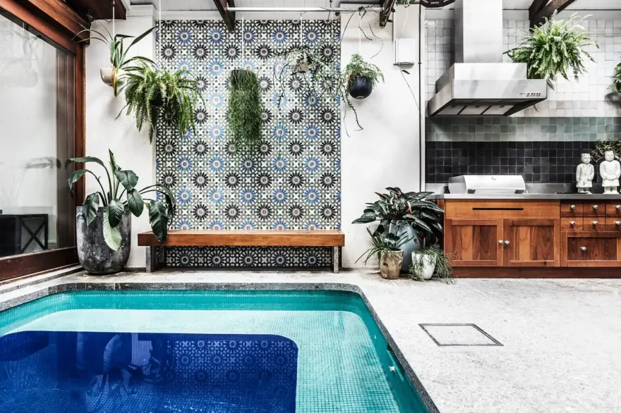 “The Stables”(马厩)-5