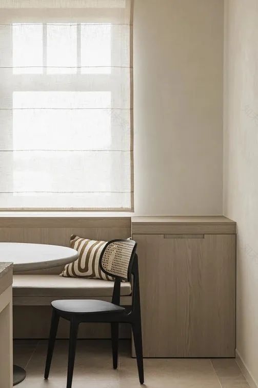 鲁瑟拉勒住所丨比利时丨Laura Calleeuw-51