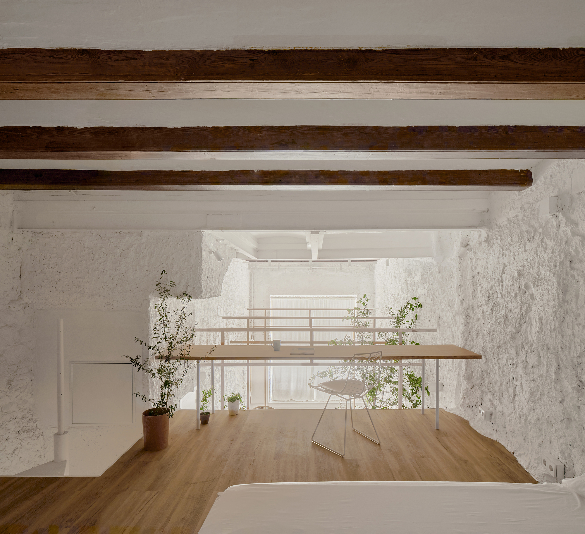 埃尔博恩阁楼公寓丨西班牙巴塞罗那丨Roman Izquierdo Bouldstridge-35