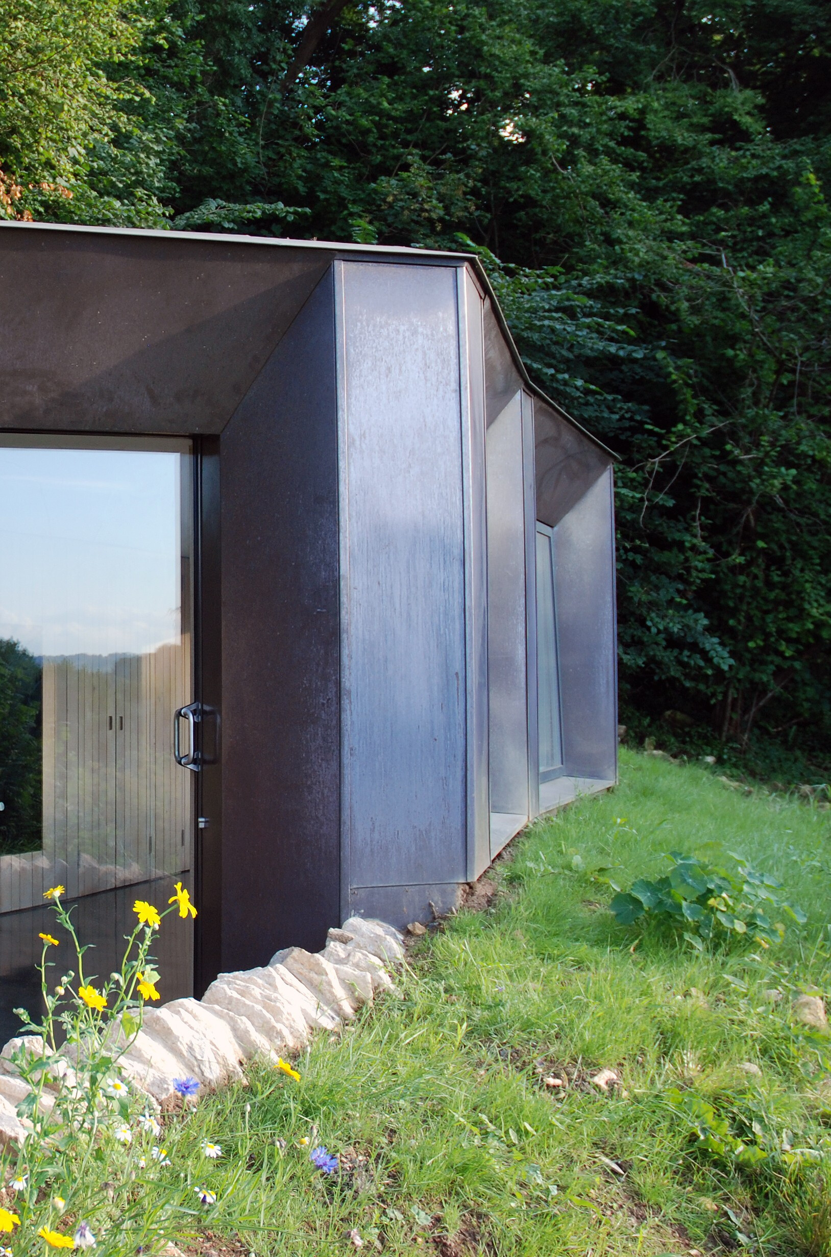 石木设计打造私人花园工作室-7