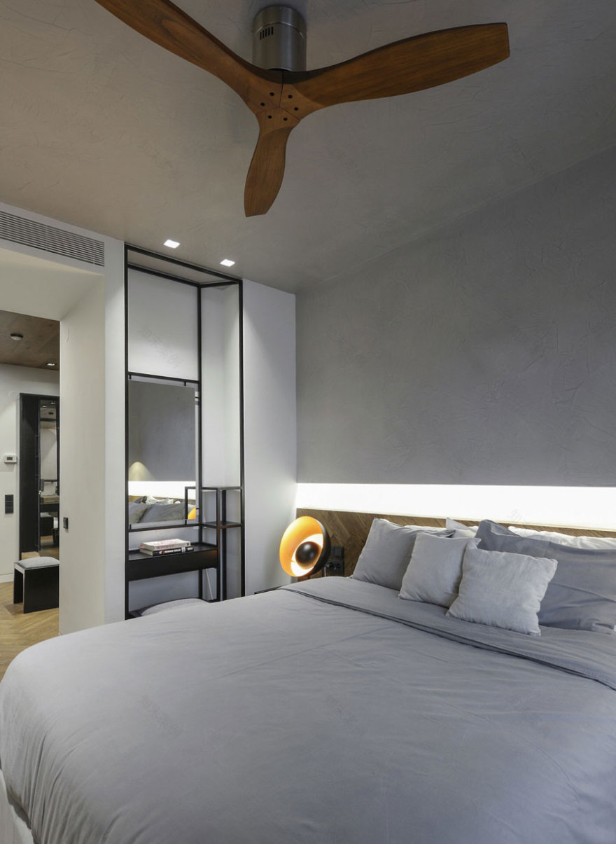 希腊某公寓卧室及配套空间设计丨Makridis Associates-23