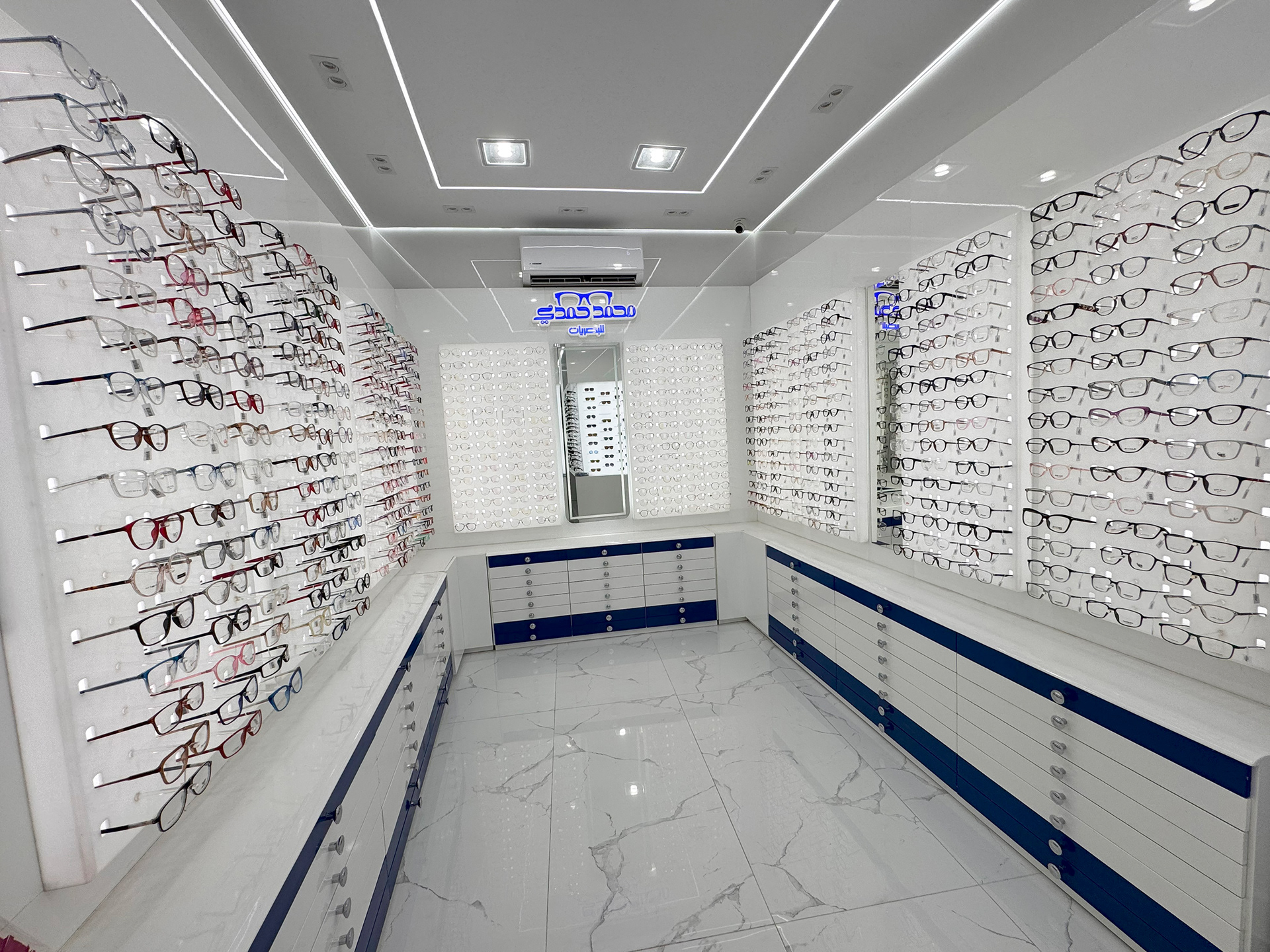 Optical Store Modern Style（现代风格眼镜店）-18