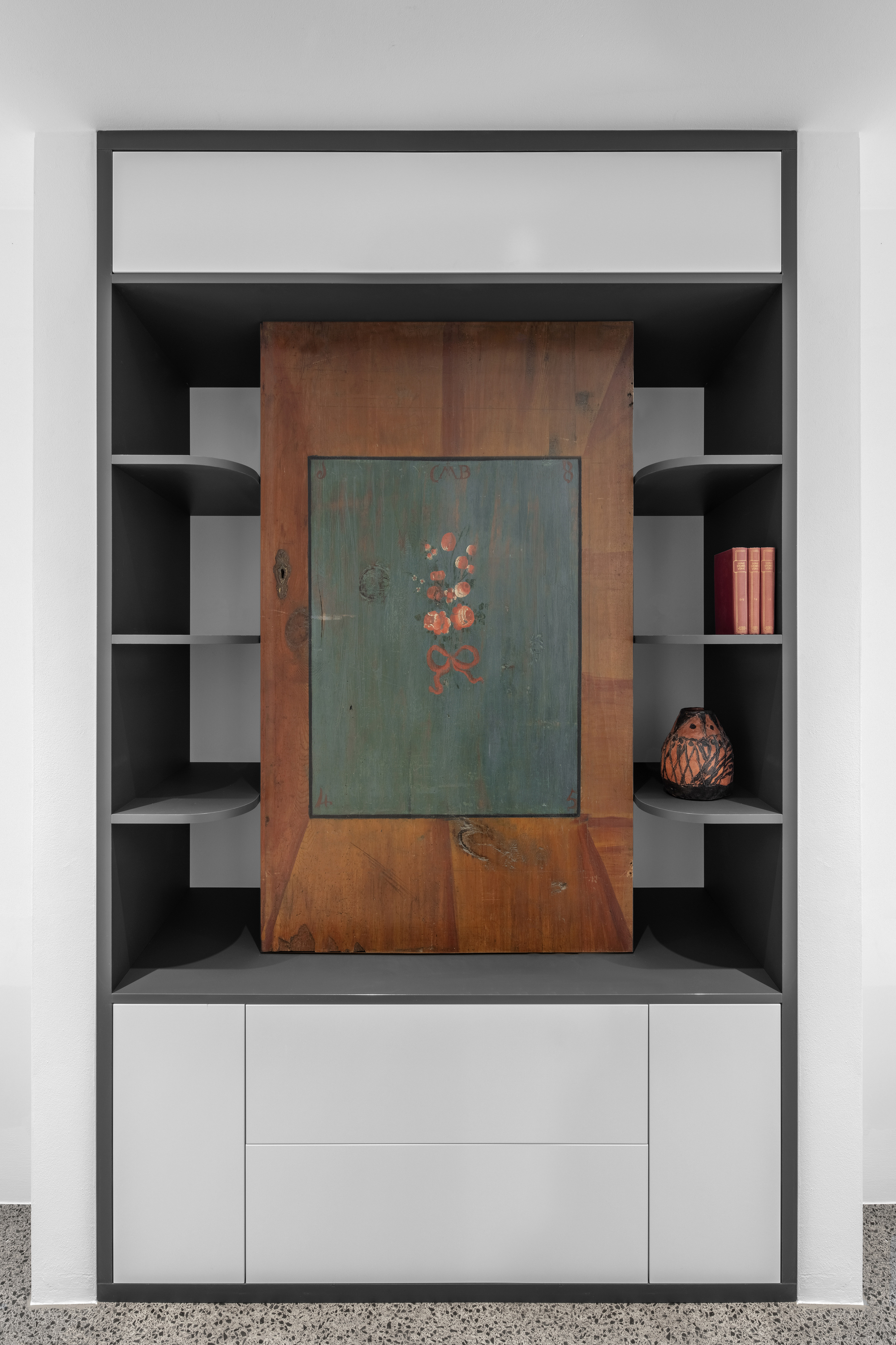 齐尔霍夫带客厅丨意大利丨NAEMAS Architekturkonzepte-40