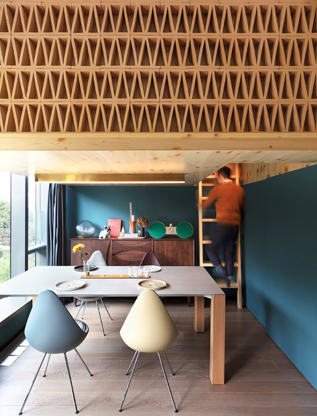 10 坪楼中楼小木屋！香港单身男子公寓-5