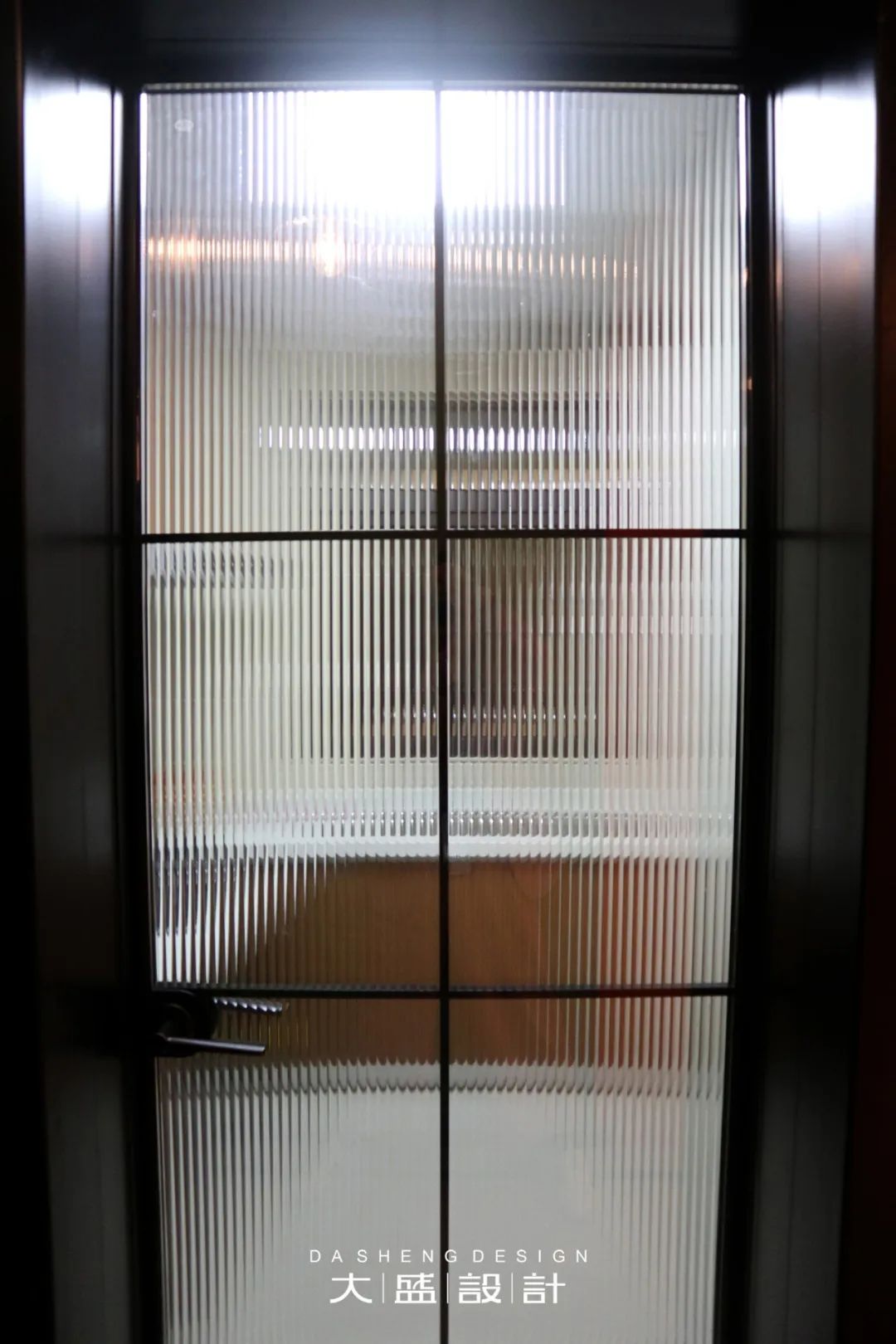 南宁 96㎡孟菲斯风格家居，色彩斑斓的甜蜜空间-53