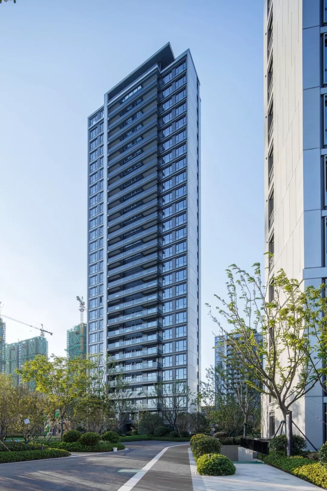 苏州壹号院 | 现代铝板立面塑造湖湾新居-20