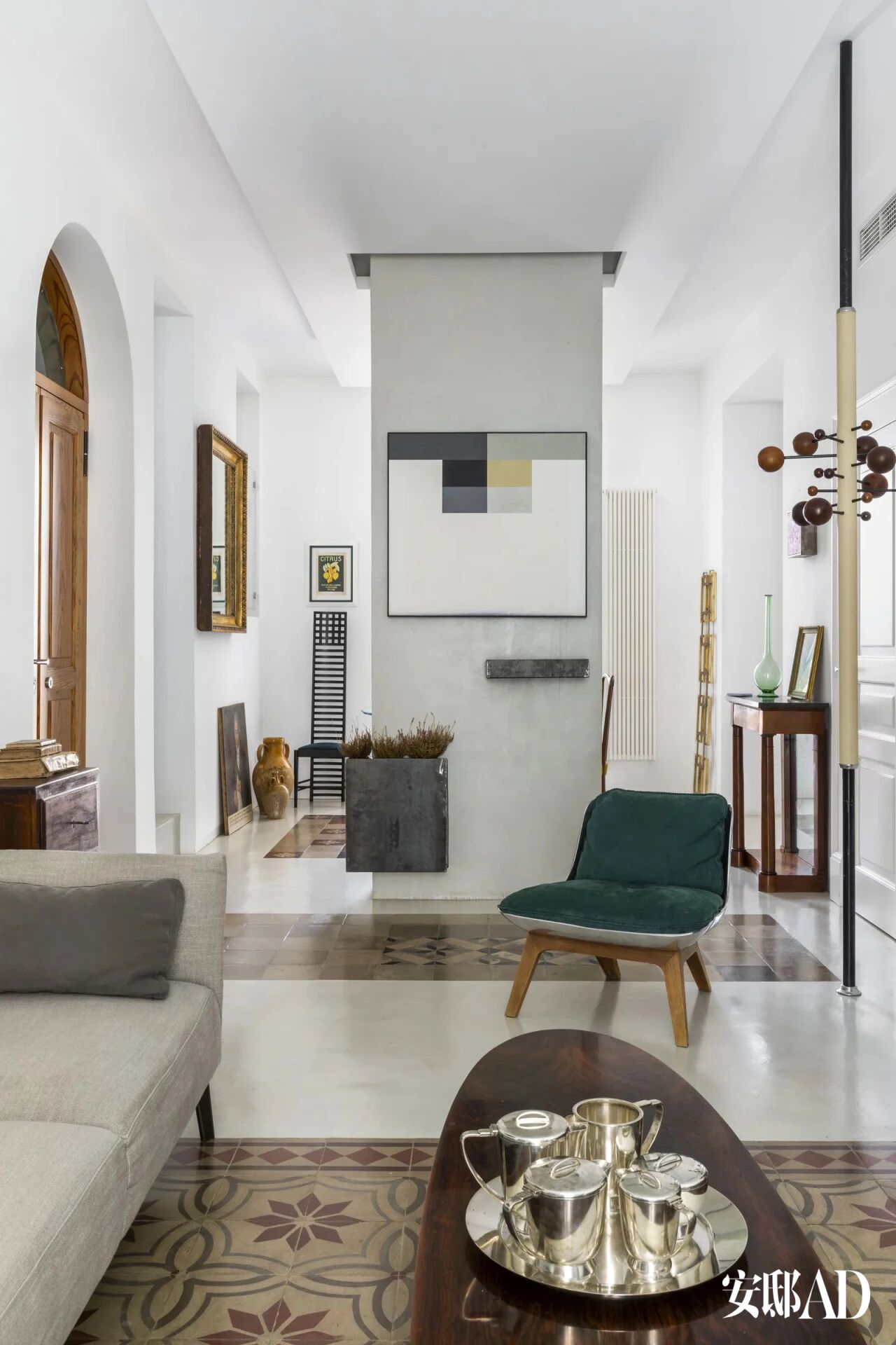 建筑师把西西里“废墟”改造成家丨意大利墨西拿丨卡洛杰罗·布兰卡泰利(Calogero Brancatelli)-3