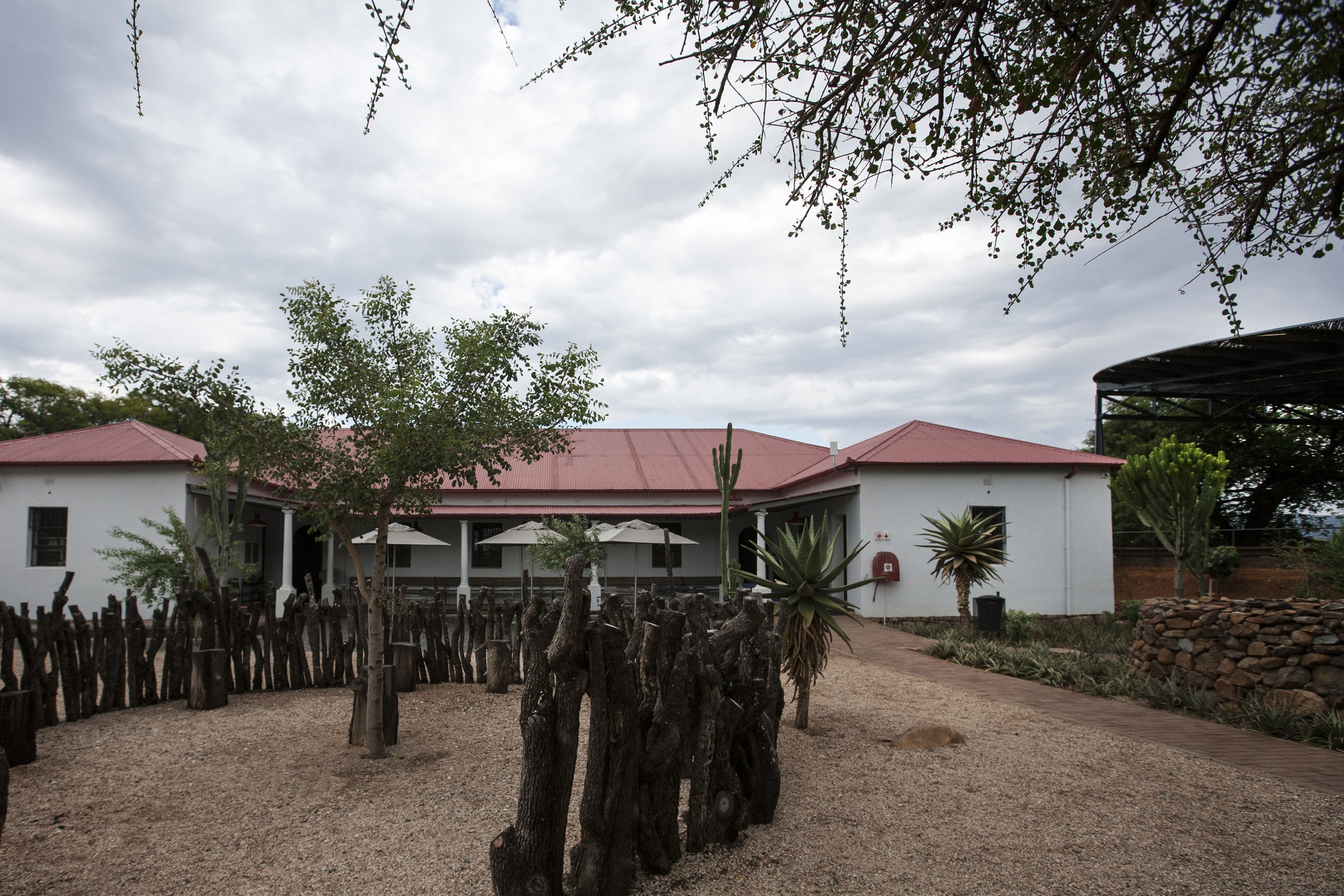 Moruleng 文化区丨南非丨Office 247 Architecture-31