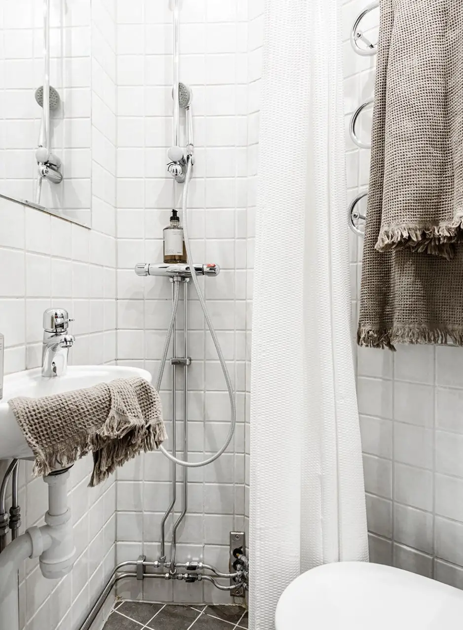 16m2 瑞典斯德哥尔摩迷你公寓，现代设计惊艳亮相-12