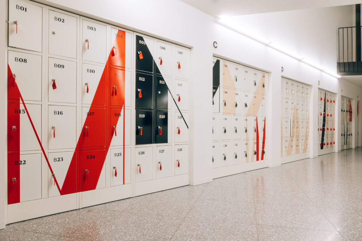 Fashion Museum Antwerp - /STUDIOMDA - Wayfinding Design-7