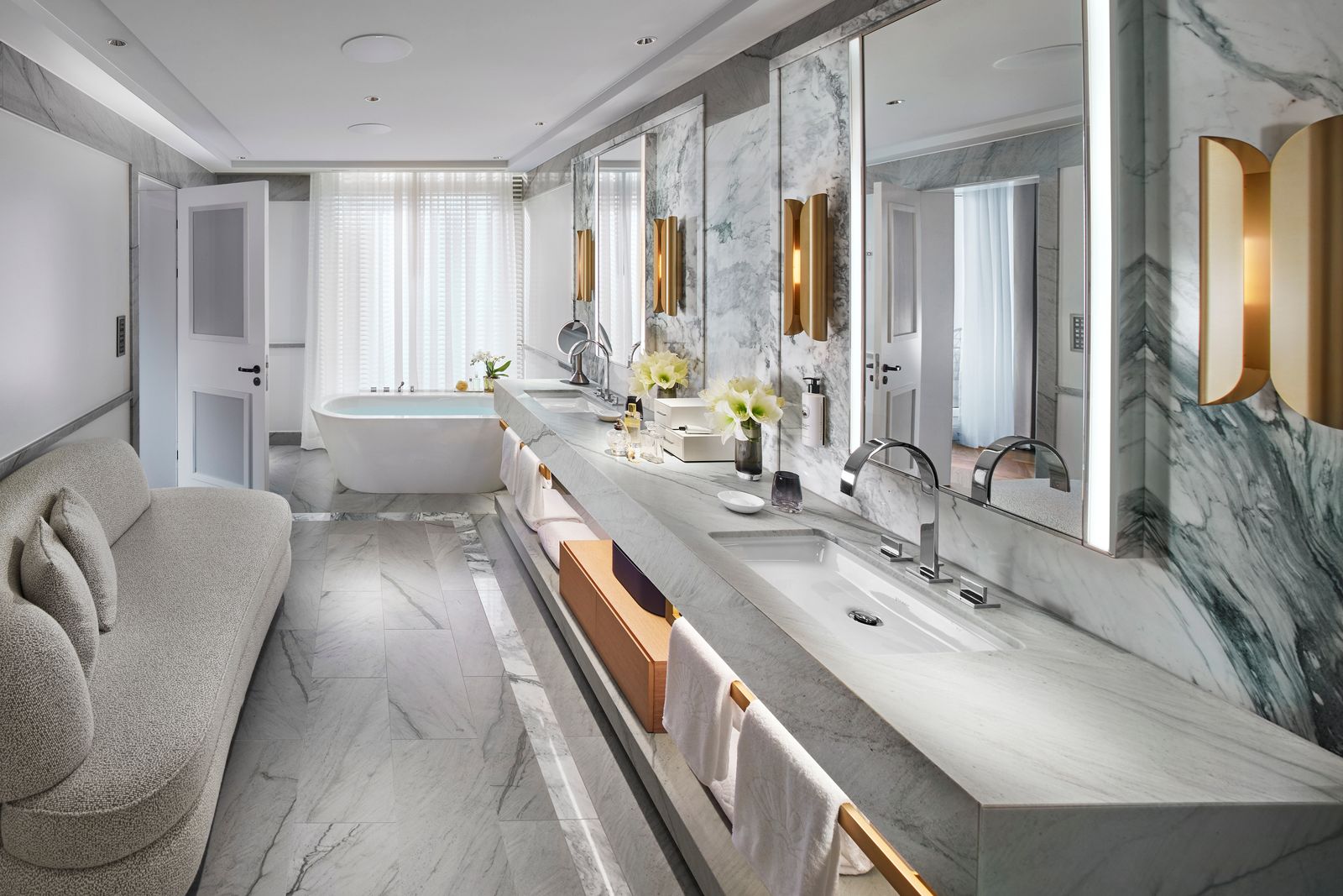 苏黎世文华东方萨沃伊酒店改造项目丨瑞士苏黎世丨法国室内设计师 Tristan Auer-23