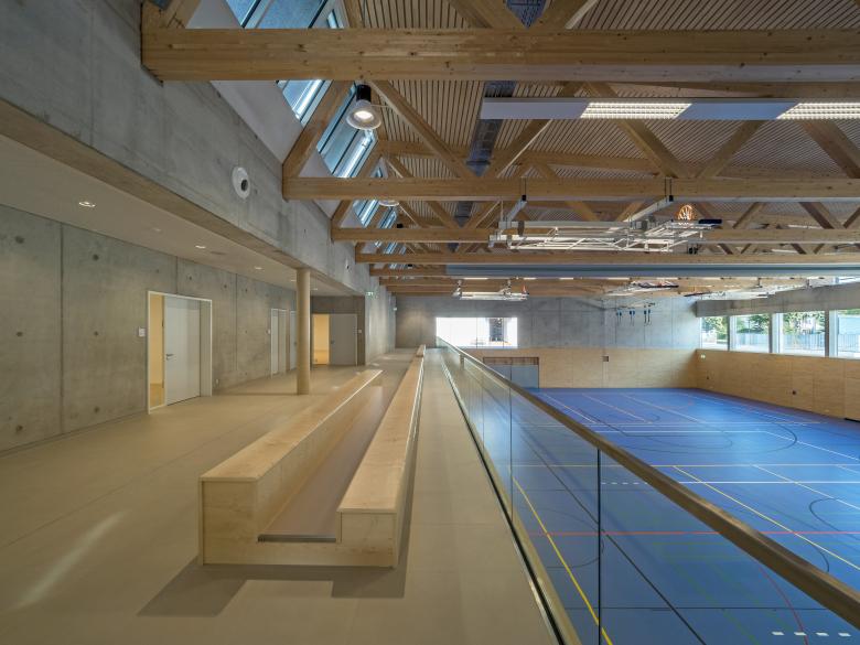 格拉斯布伦的体育馆丨德国-4