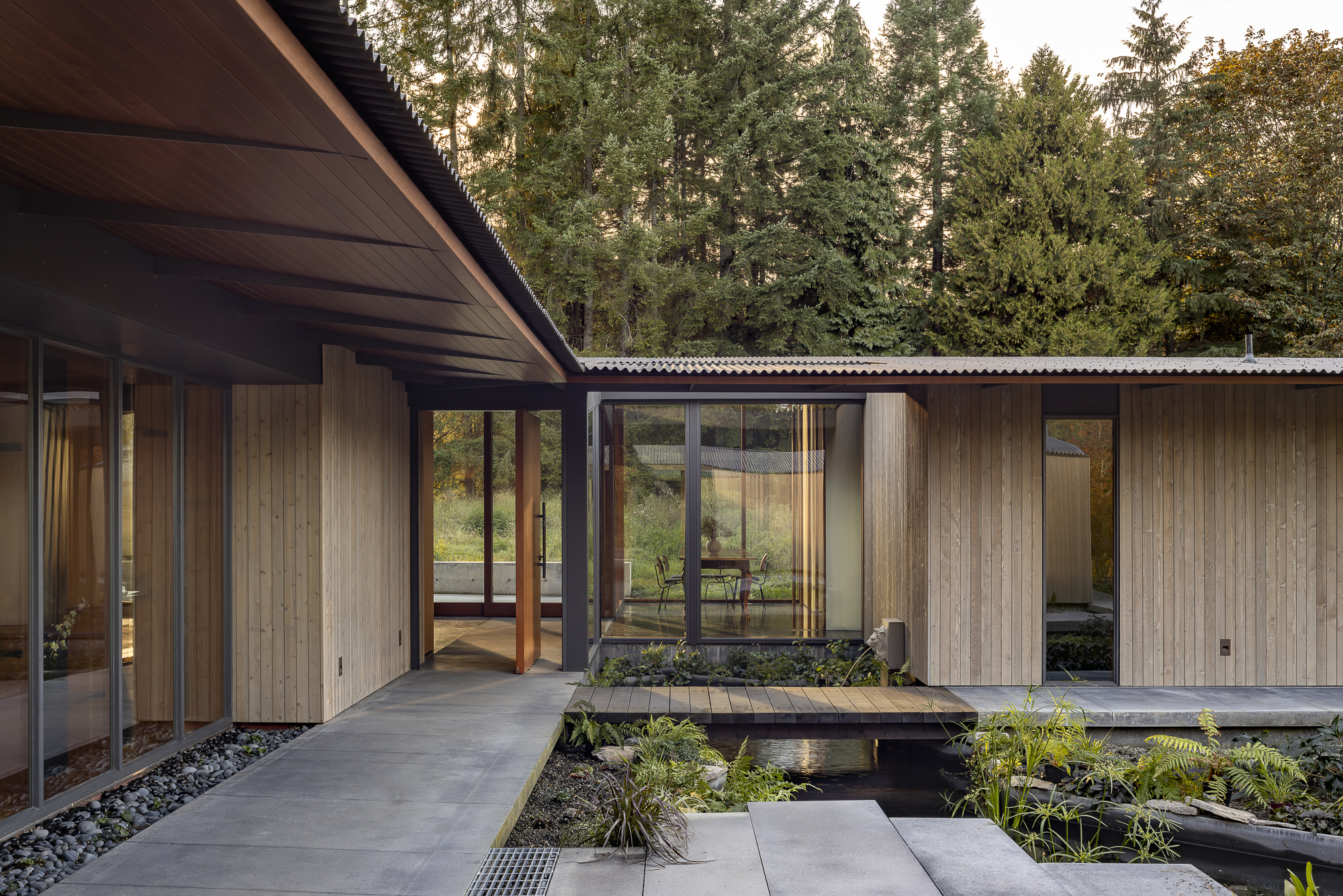 美国乡村庭院兼工作室住宅丨美国华盛顿丨Wittman Estes-17