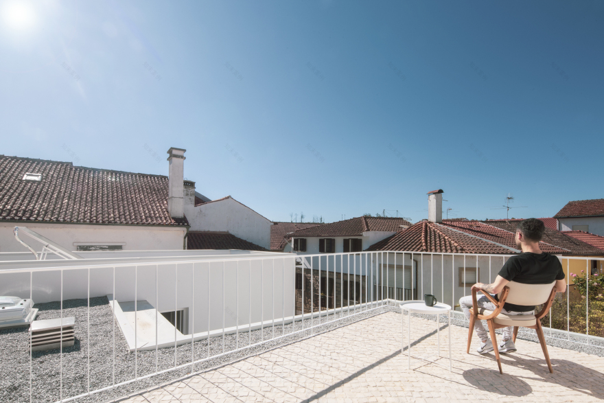 Meeting House / WAATAA_we are all together around architecture-16