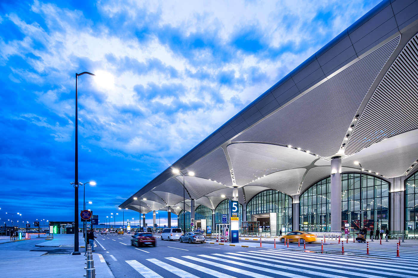 Anastasiya Gushchina丨机场丨İstanbul Airport-4