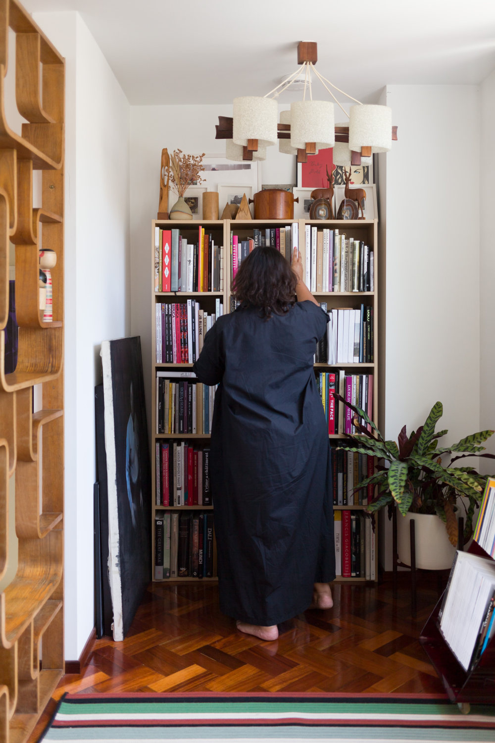 电影服装设计师的现代中世纪家园-11