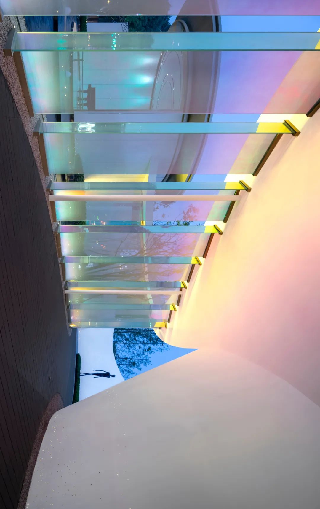 领地悦府 | 红蓝对决的景观艺术-26