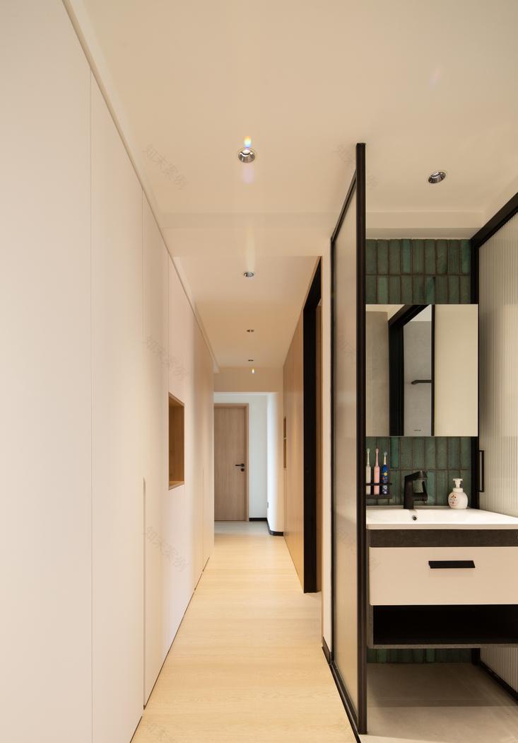 手枪户型空间利用率最大化设计丨中国上海丨7KK 设计-34