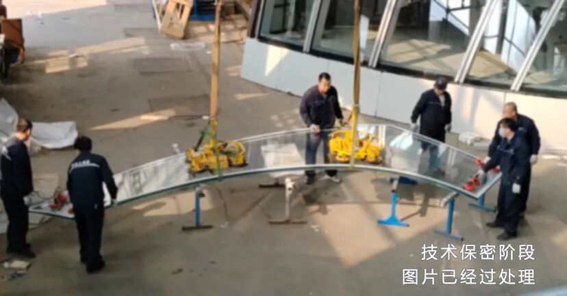 远大铝业成功完成欧加大厦标志性船头幕墙性能测试——突破性技术实现双曲面幕墙精密建造新高度-59