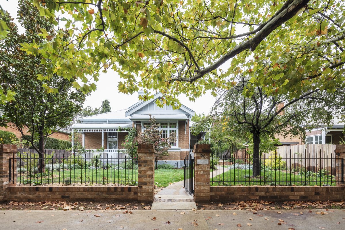 悉尼联邦风格别墅的现代翻新-0