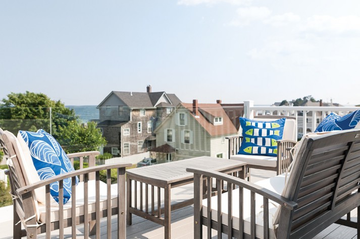 Adorable and Dreamy South Beach Style House-6