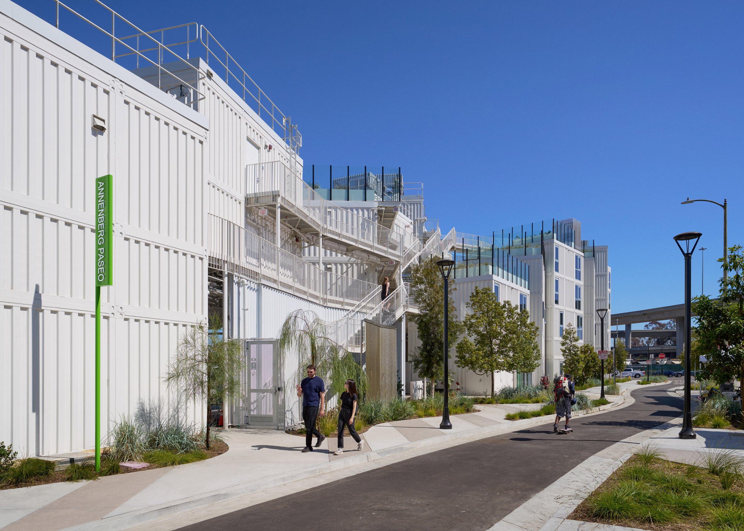 公寓建筑丨美国洛杉矶丨LOHA（Lorcan O'Herlihy Architects）-41