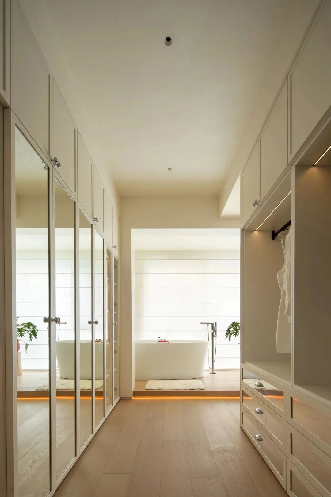 125㎡  205㎡私宅  中古基调 · 色彩自由 · 艺术混搭-28