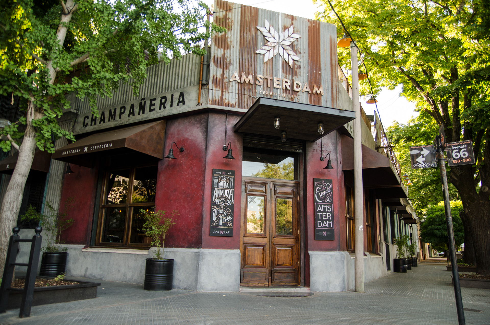 阿根廷 Amsterdam Friends Factory 酒吧,体验荷兰城市风情-0