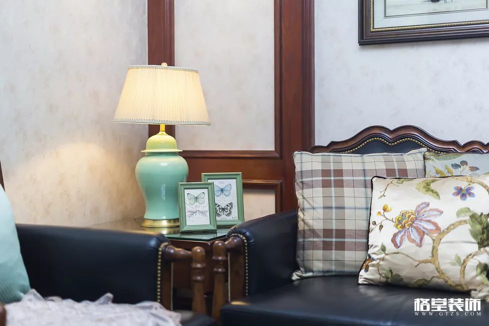 君悦东方美式生活,实木家具藏蓝沙发打造复古甜美空间-54