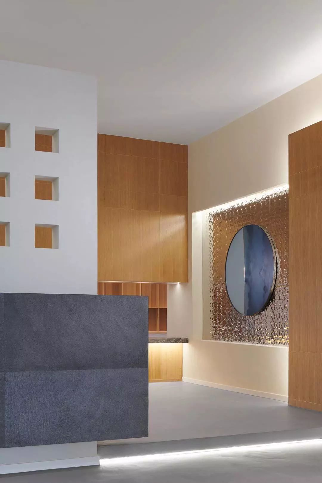 泸州酒城中心 | 千姿百态的地产销售中心设计-27