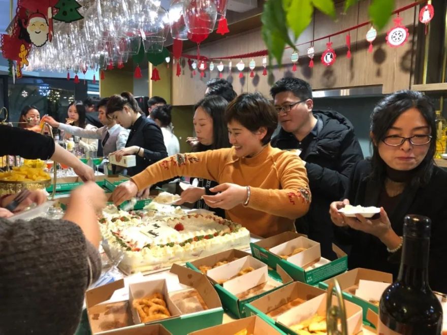 帝奥圣诞狂欢,室内设计营造节日氛围-51