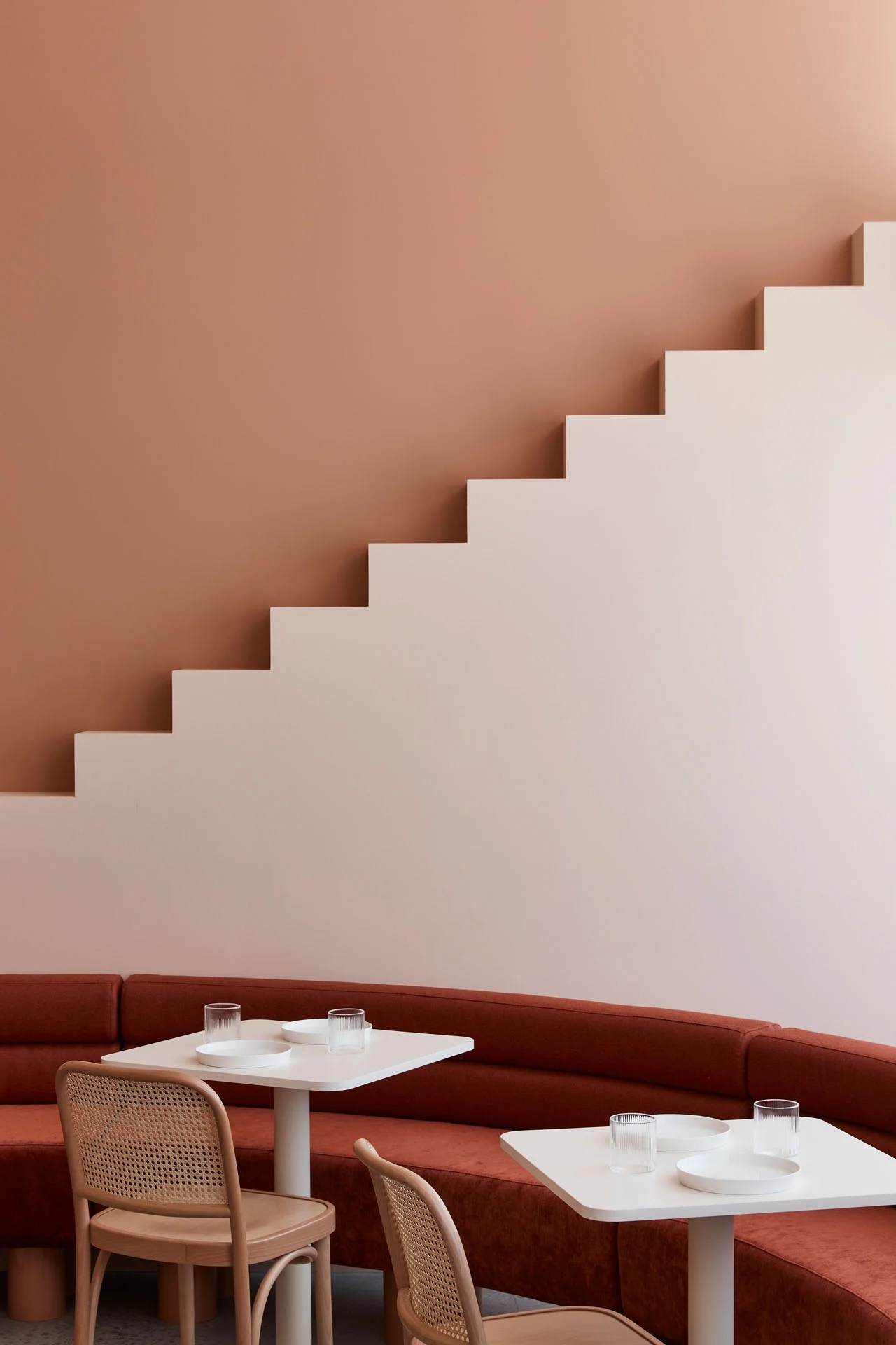 布达佩斯咖啡馆-23