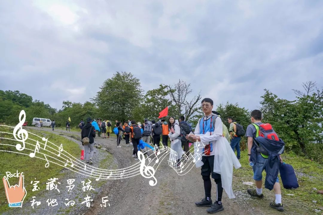 乐梵乐游阿坝徒步团建——挑战与互助的旅程-55