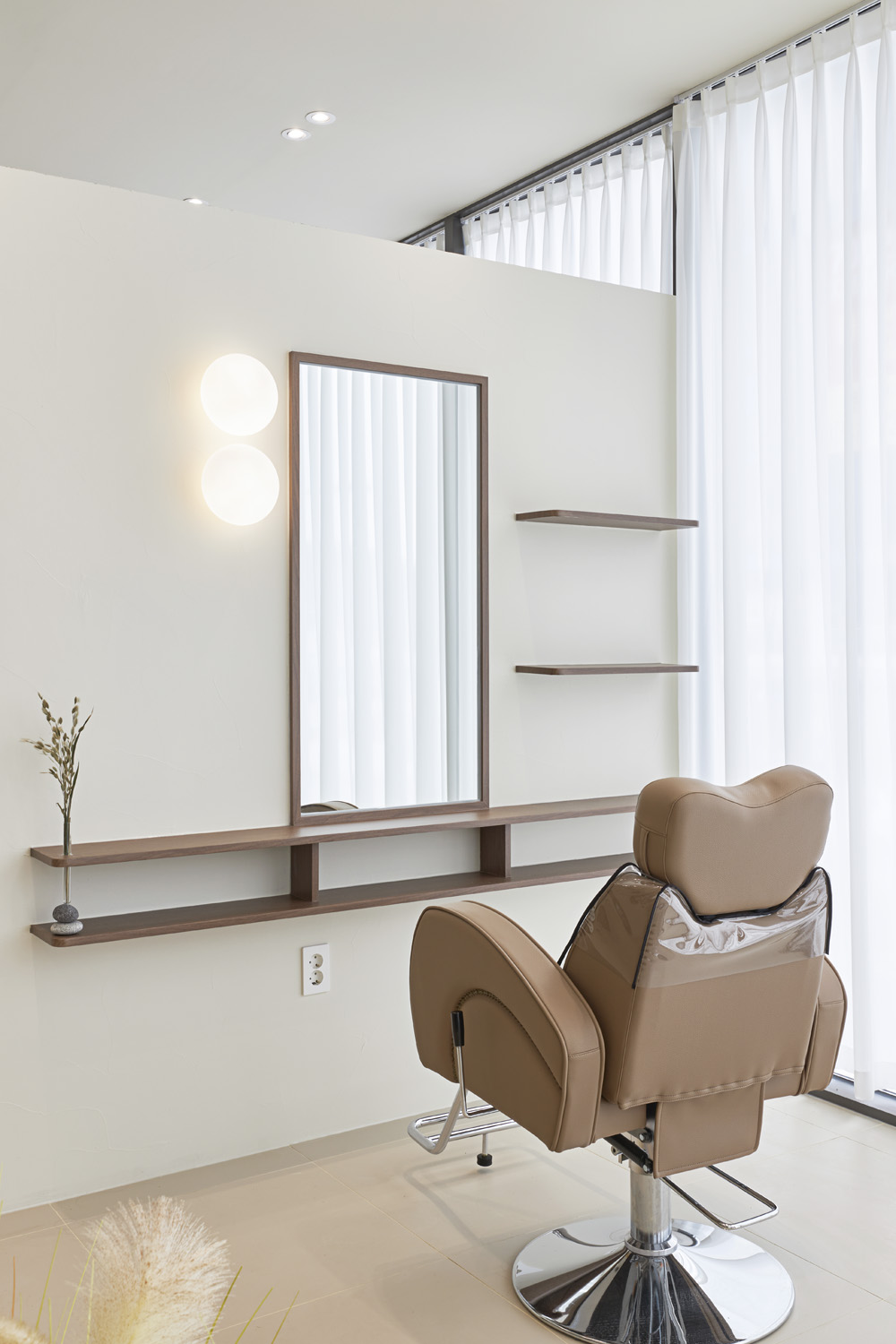 二十平米高级美容院的现代设计魅力-9