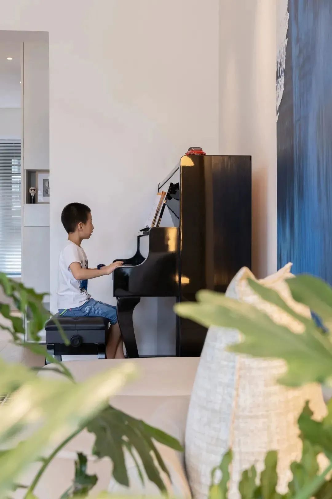 暨南大学新明湖苑现代极简美学空间丨李友友室内设计公司-1