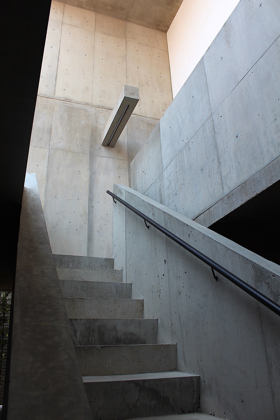 名古屋城附近的混凝土住宅-12