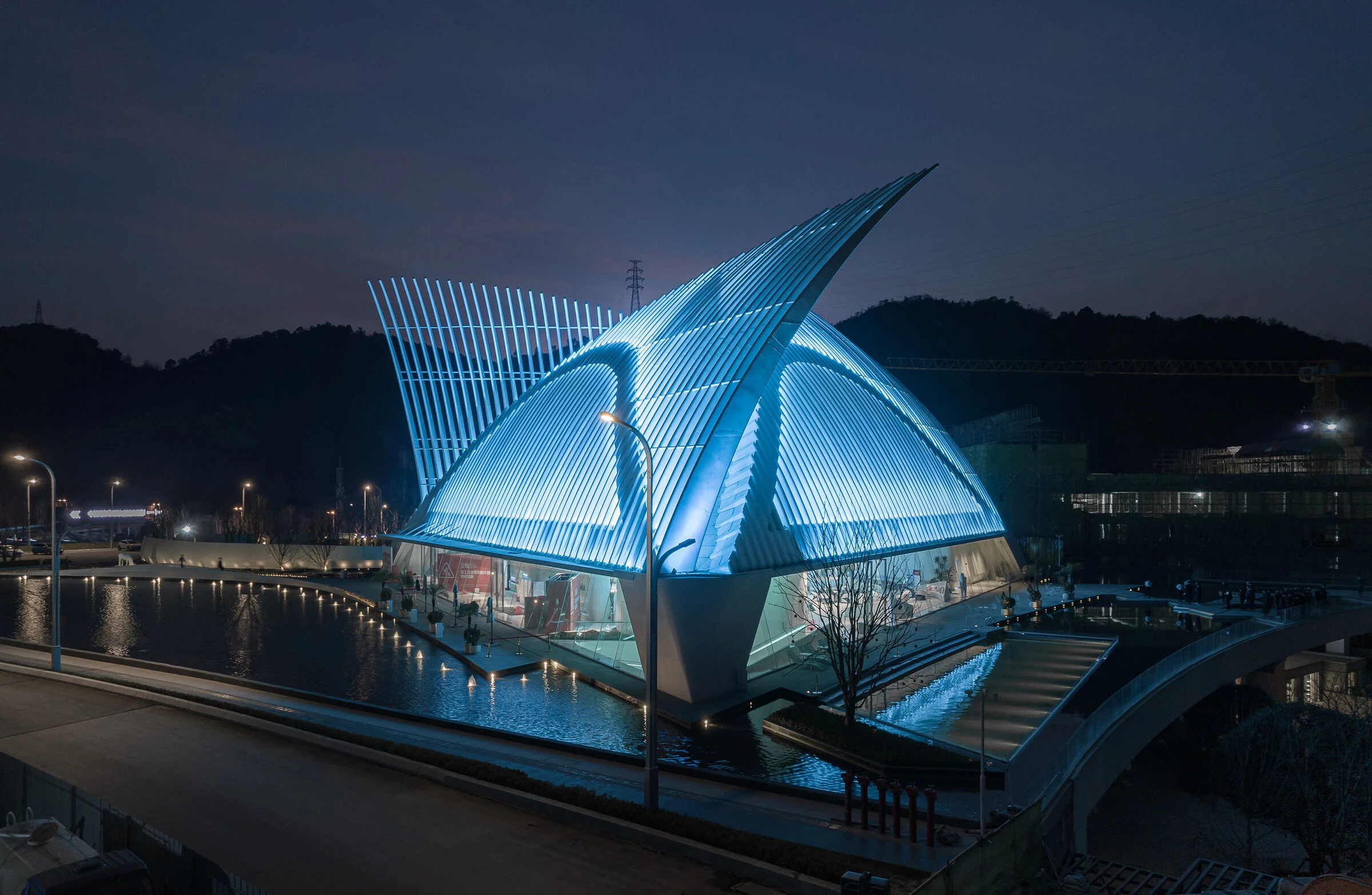 贵阳国际时尚发布中心丨中国贵阳丨Puri Lighting Design-9