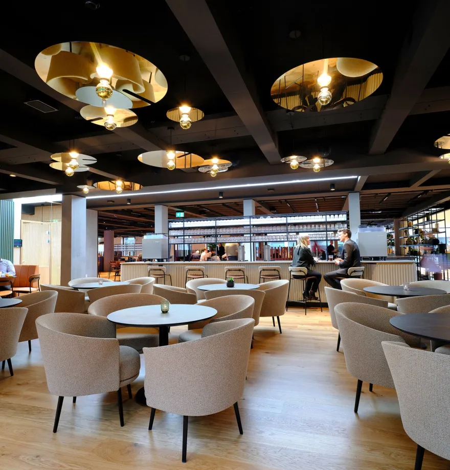 马士基总部的多功能小酒馆丨丹麦哥本哈根丨PLH ARKITEKTER A,S-18